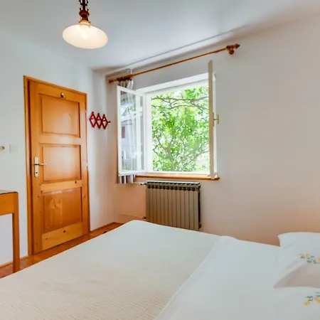 Apartment Pia